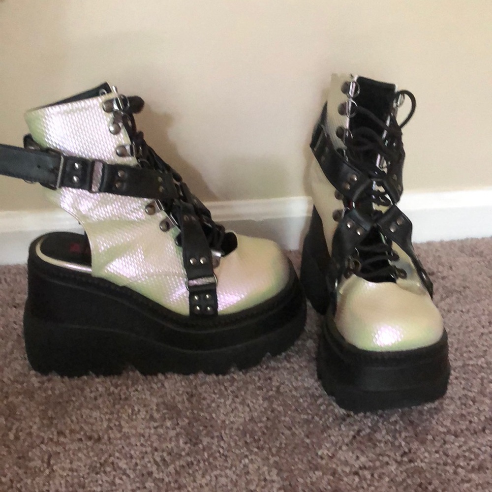 DEMONIA Shaker Odessa Punk lace up shoe bootie